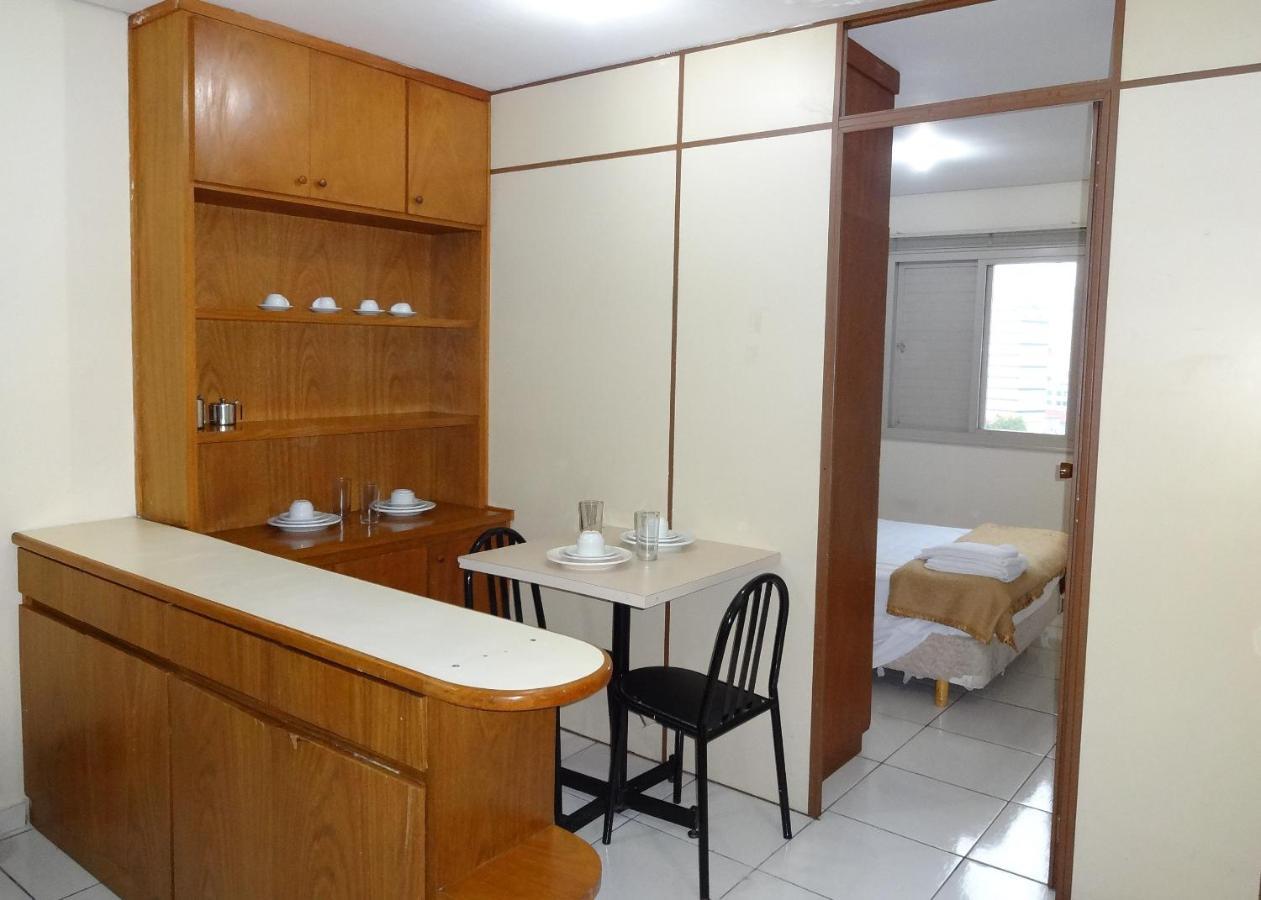Residencial Geneve Aparthotel 2*