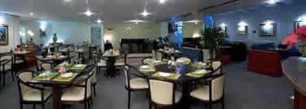 Le Premier Hotel