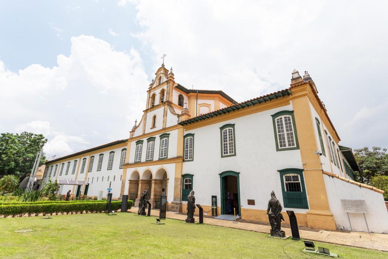Com Wifi Proximo Ao Metro Luz Apartamento *