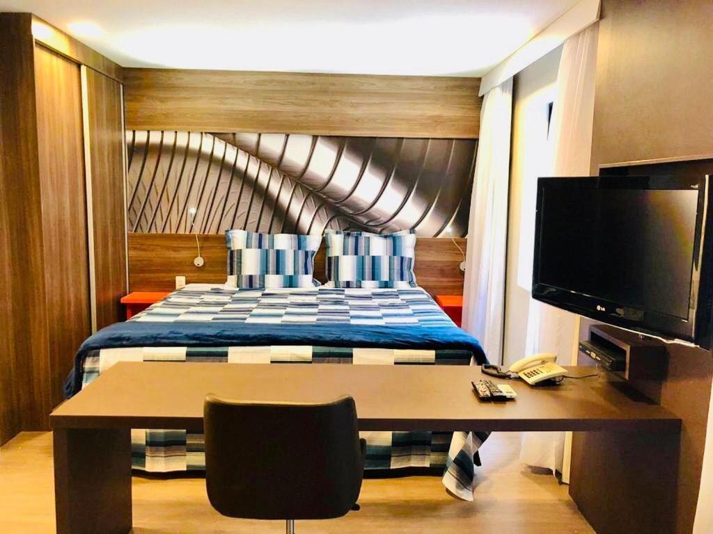 Mercury - Quarto Charmoso Moema 712 * São Paulo