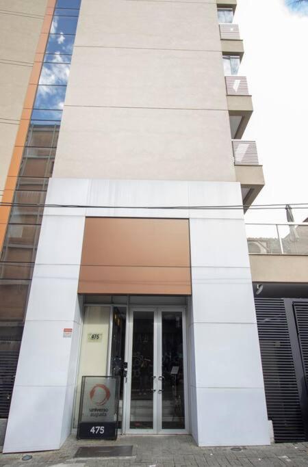 Apartamento Bhomy Paulista Com Varanda Na Rua Augusta Au101