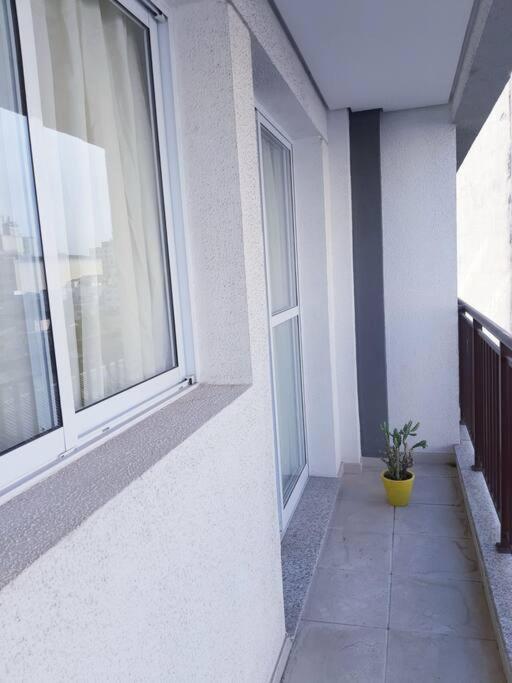 Paraiso Compras! Studio Novo, 25marco, Centro, Metro Apartamento