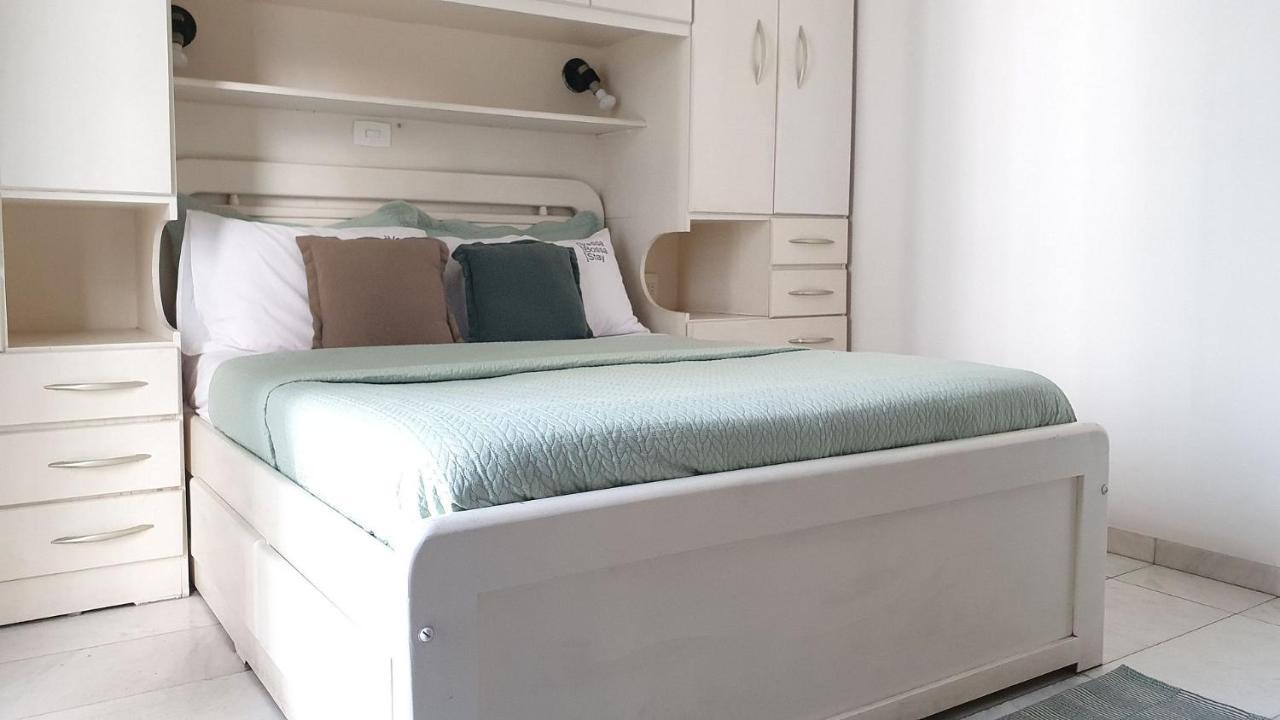 Apartamento Amplo Bem Iluminado Perto Da Av Paulista E Augusta *
