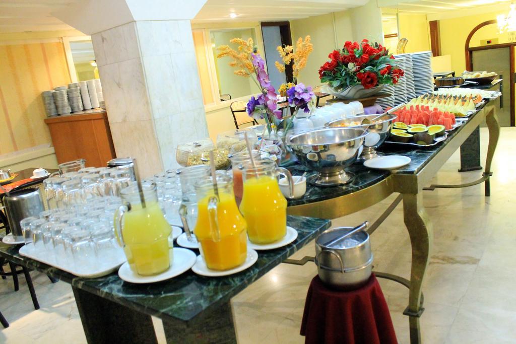 Euro By Nacional - A 600 Metros Da Rua 25 De Marco Hotel 3*
