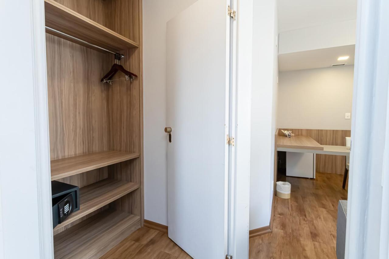 H4 La Paulista Hotel 4*