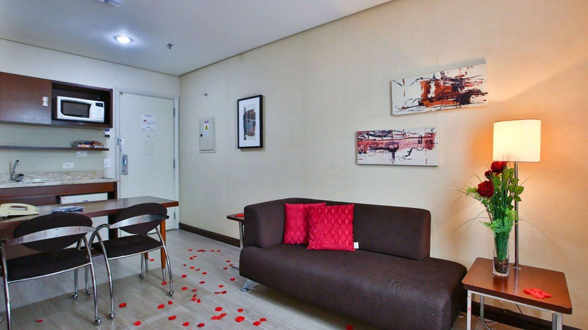 Hotel Transamerica Executive Chacara Santo Antonio 4*