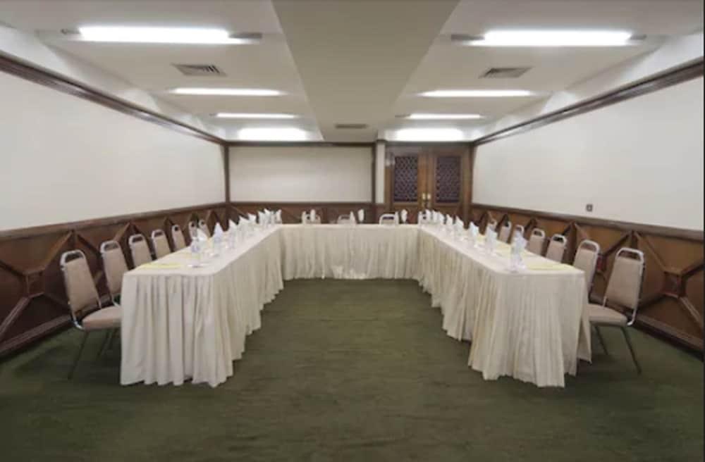 Hotel Gran 4*