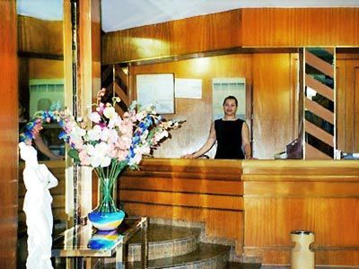 Hotel Lux 2*