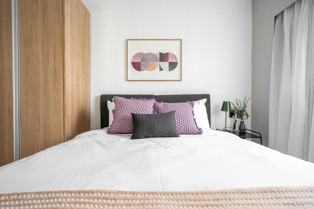Apartment Apto Moderno Com Varanda E Vaga - Itaim Bibi *