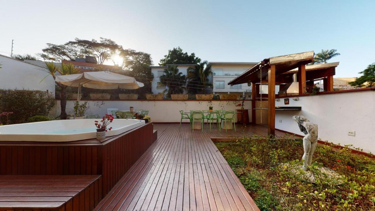 Becas House