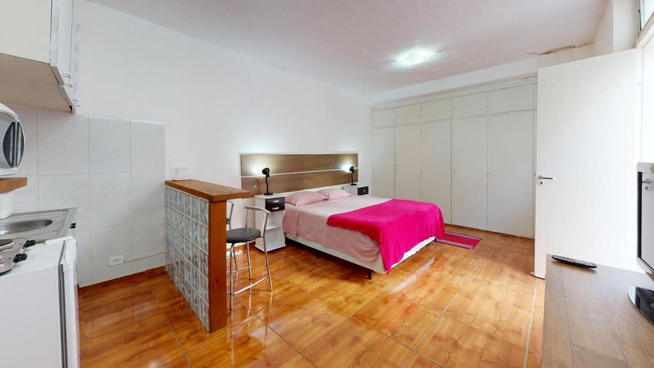 Homestay Becas House *