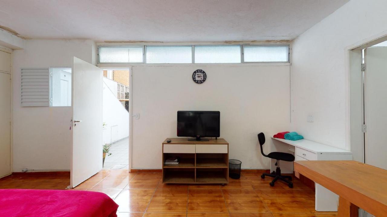 Homestay Becas House *