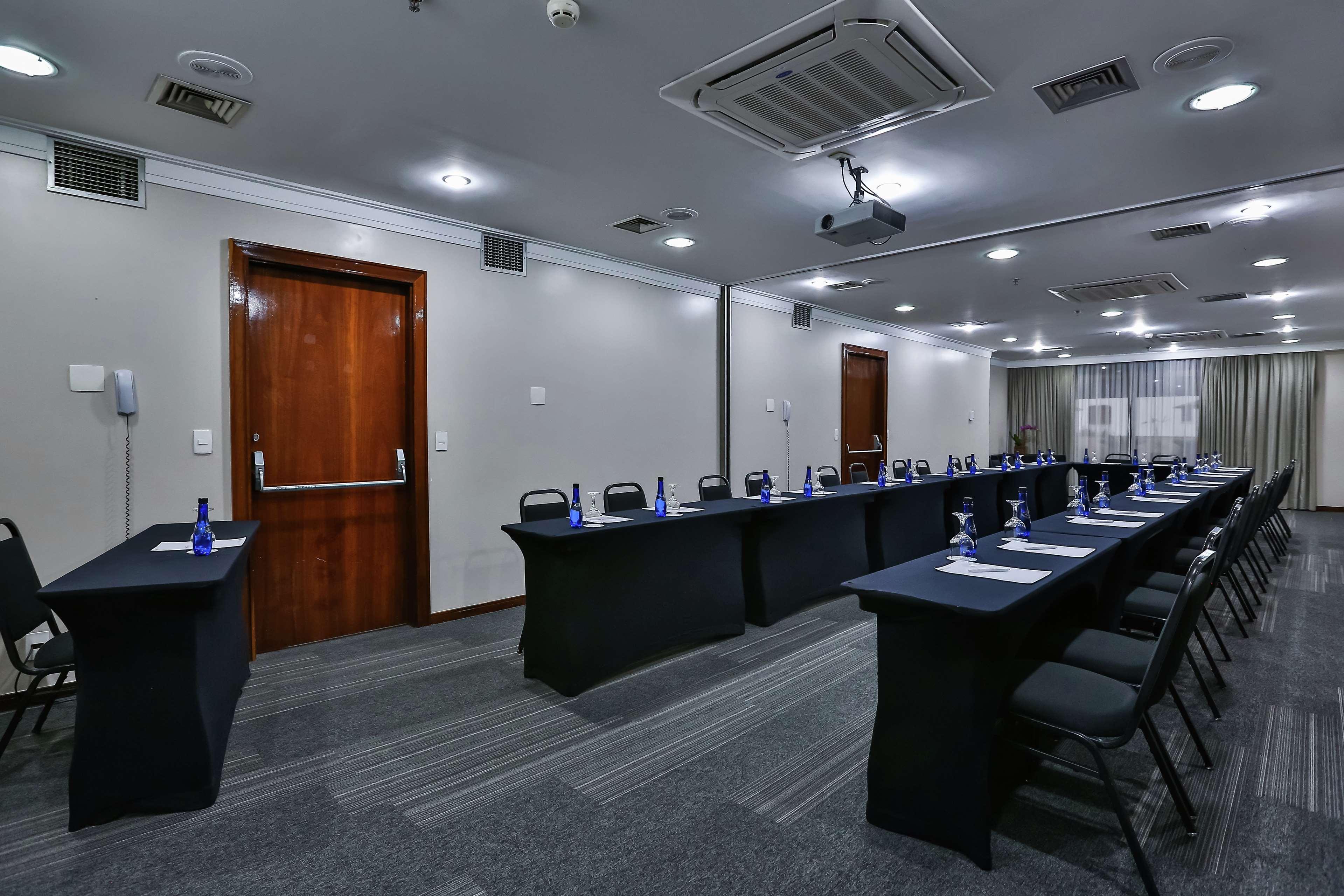 Double Tree By Hilton Itaim