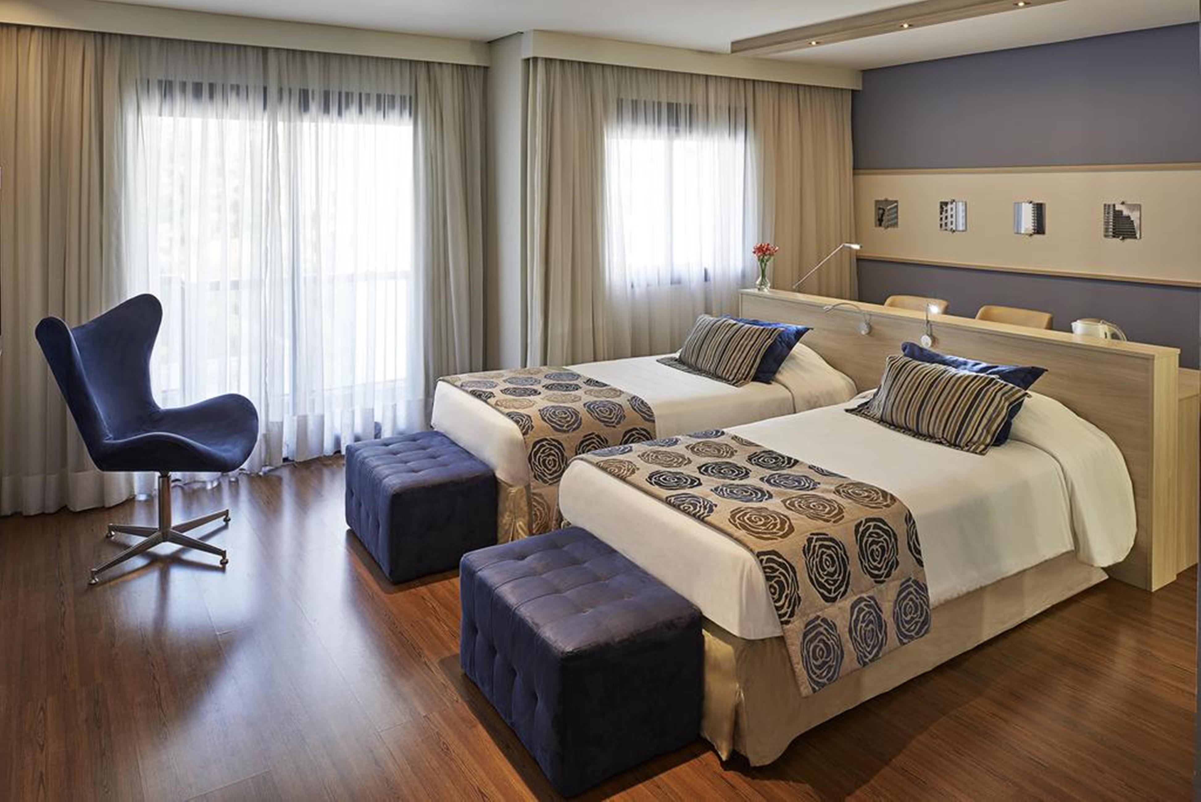 Mercure Pamplona 4*