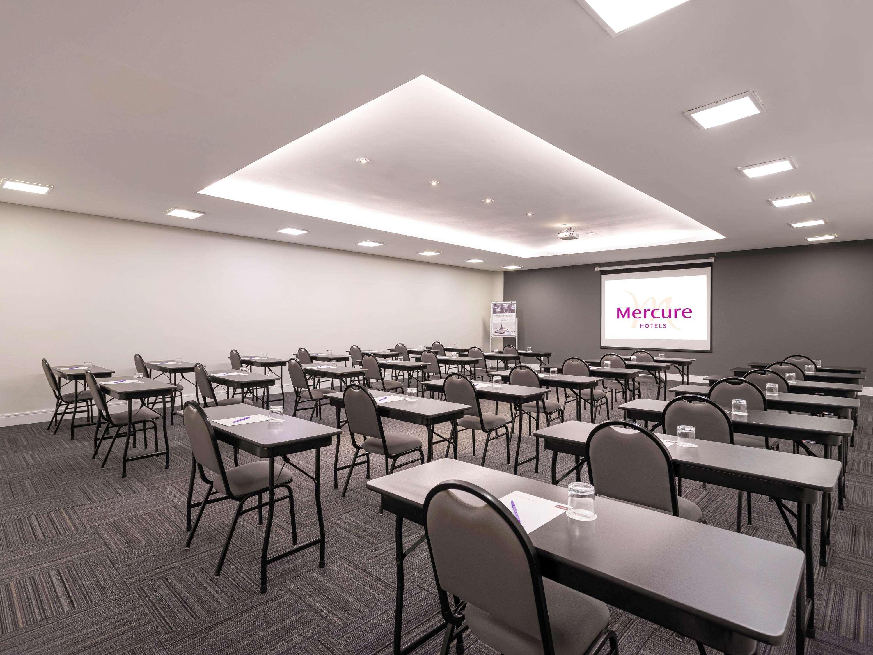 Mercure Pamplona 4*