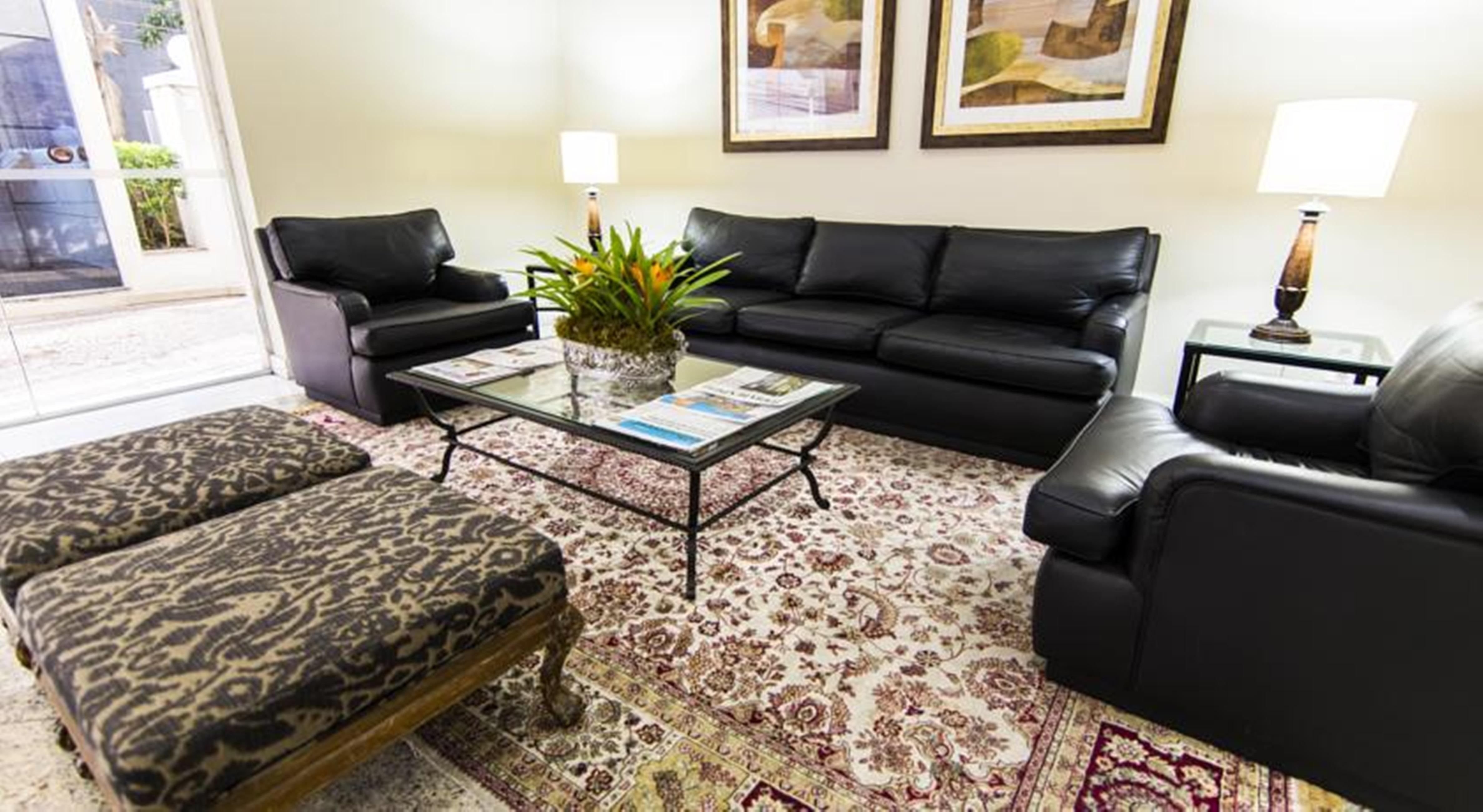 Plaza American Loft Hotel