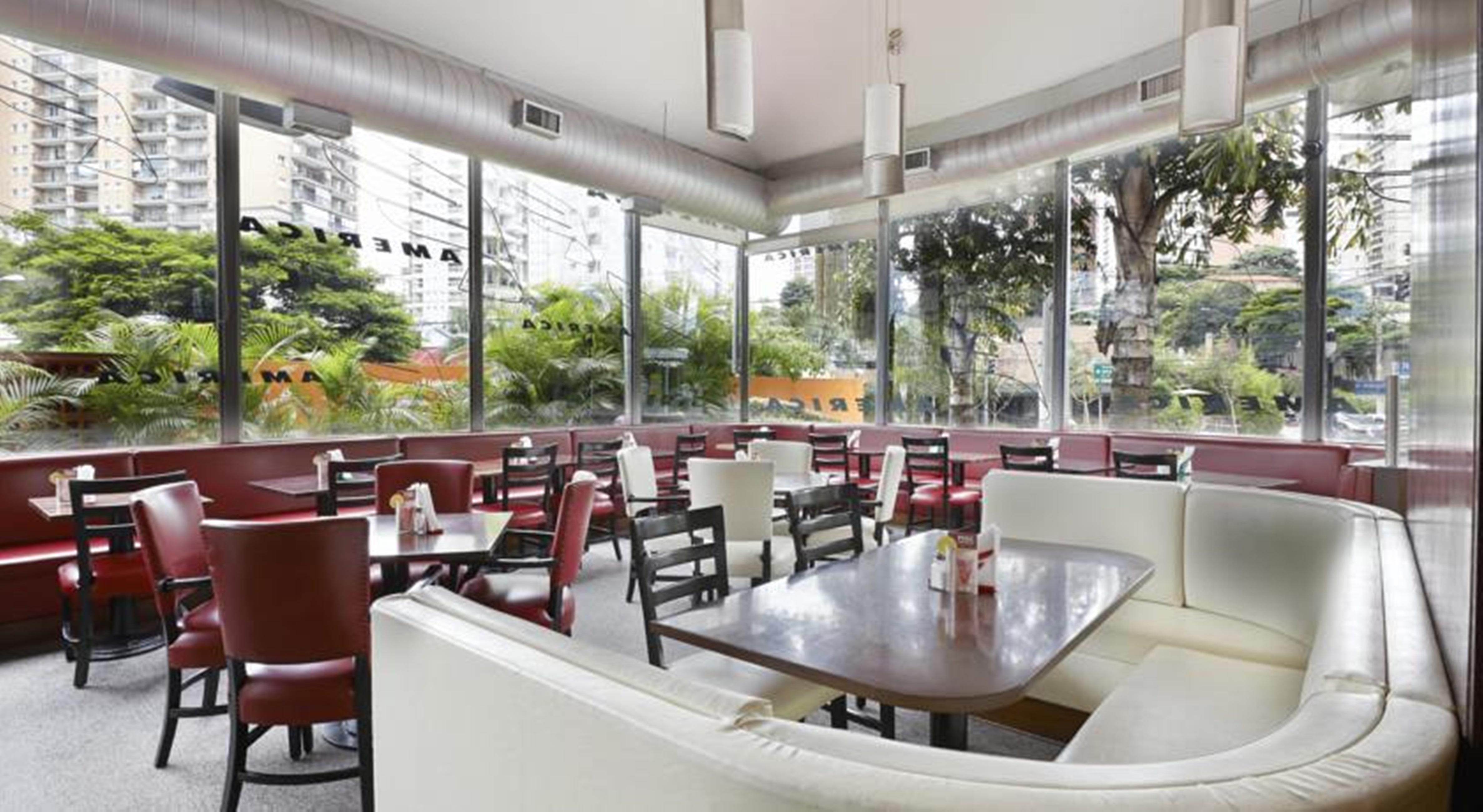 Slaviero Ibirapuera 4*