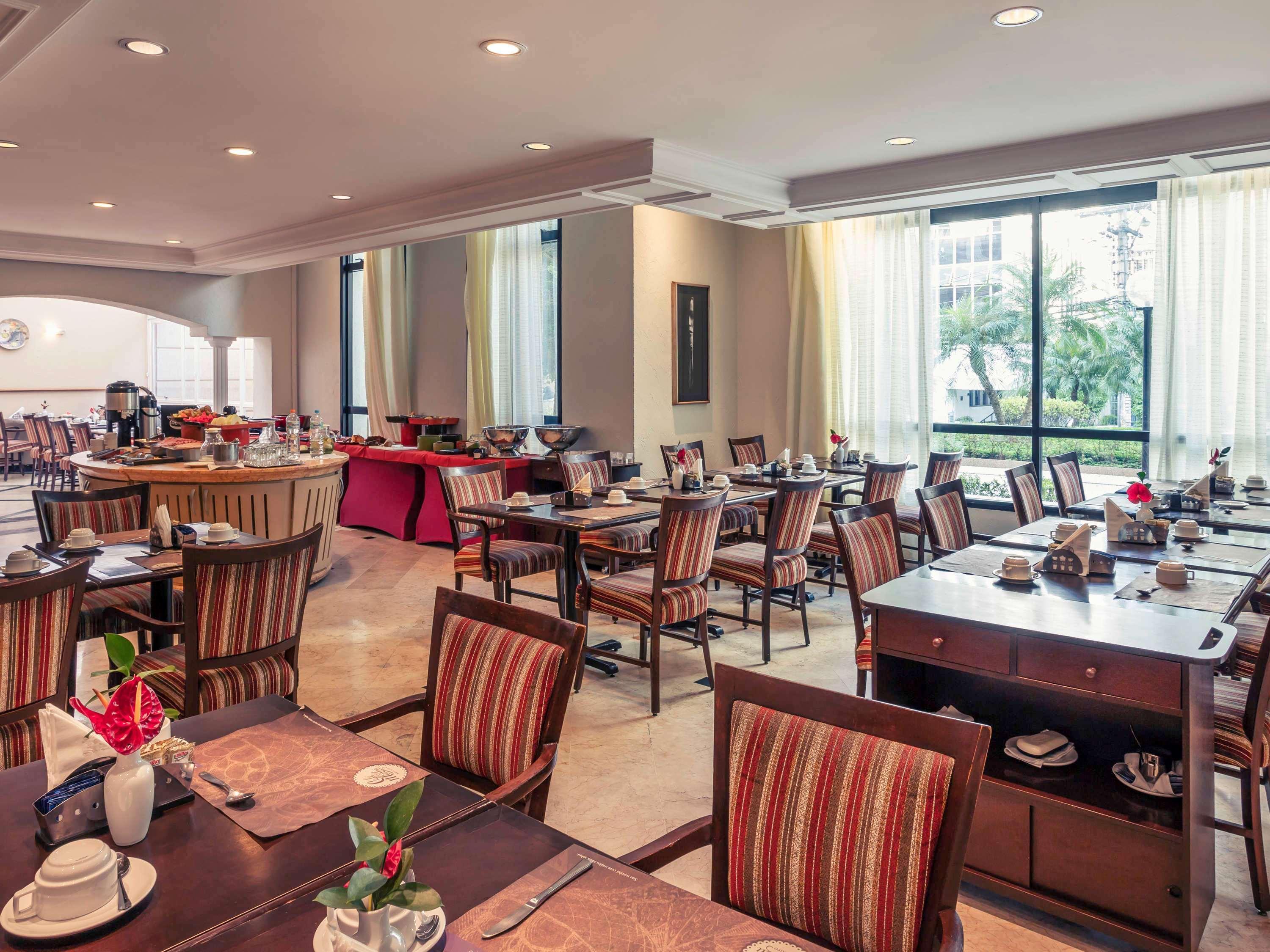 Hotel Mercure Pinheiros 4*