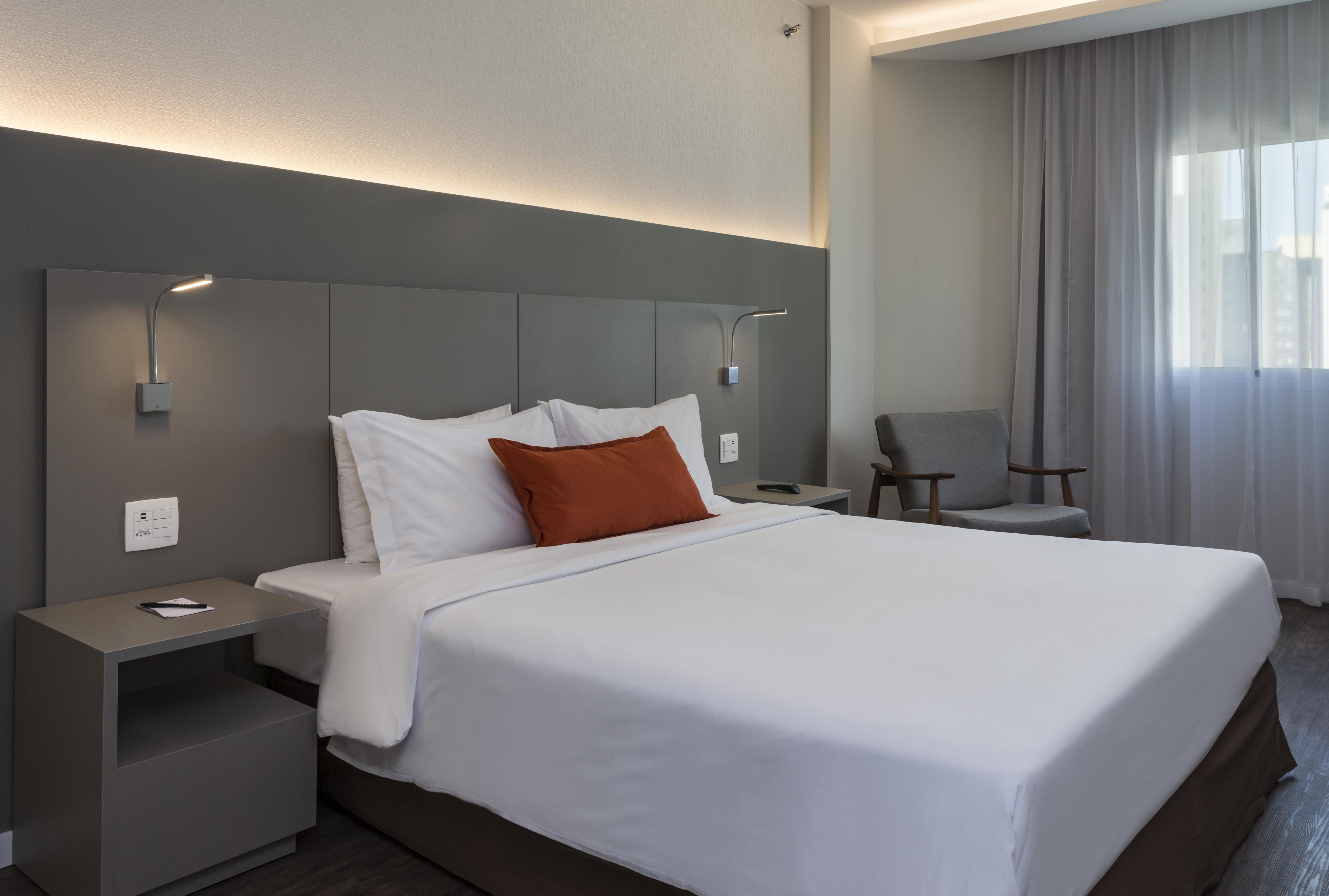 Intercity Ibirapuera Hotel 4*