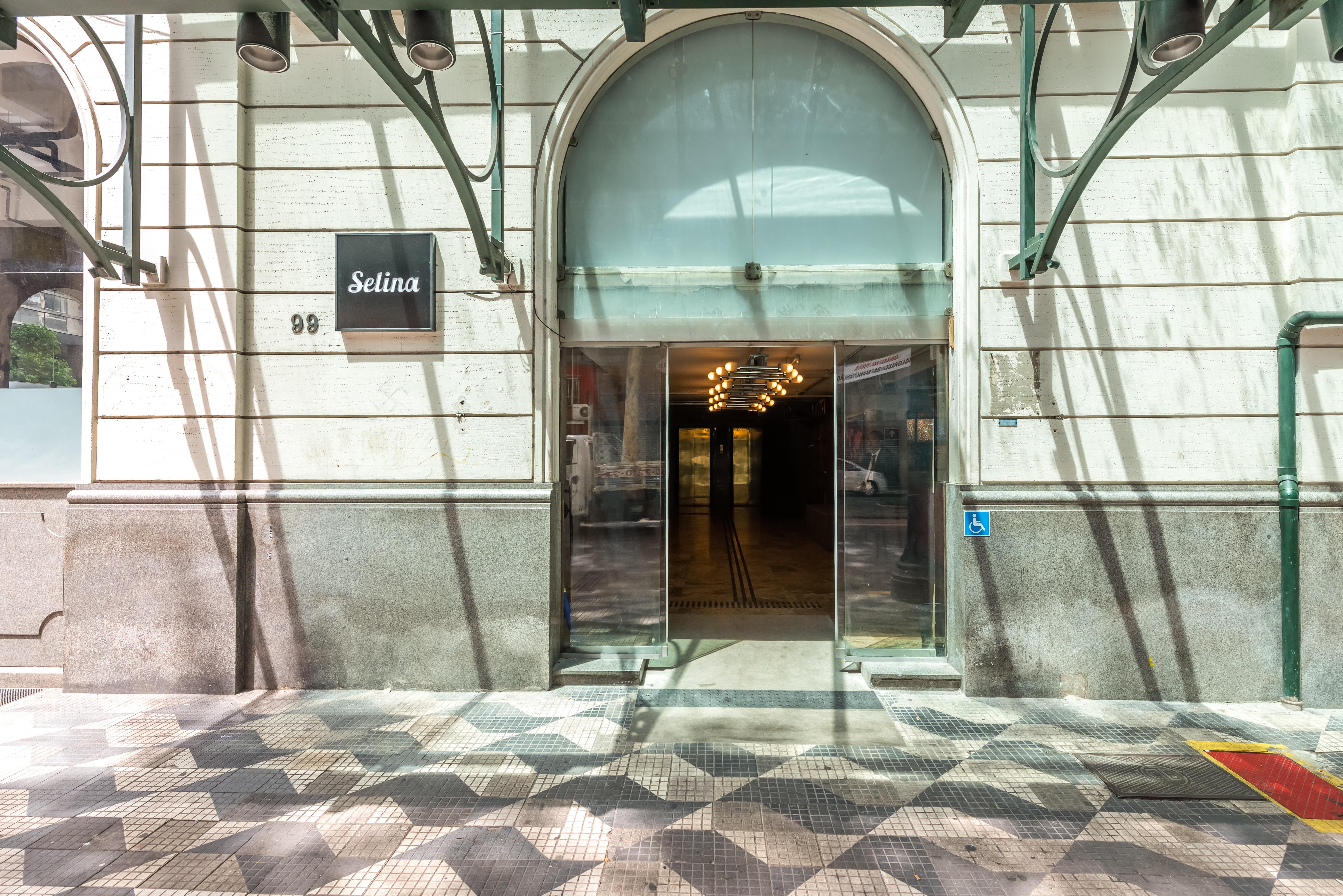 Bourbon Business Hotel