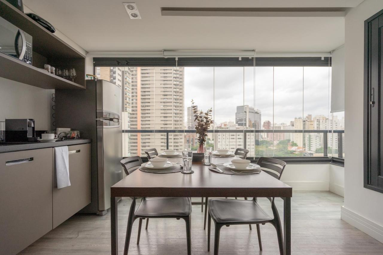 Studio Com Garagem, Academia E Piscina No Predio - Vila Olimpia * São Paulo