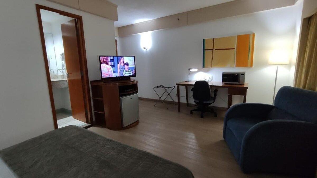 Flat Borges Lagoa Ibirapuera C/ Garagem Uh407 Hotel São Paulo
