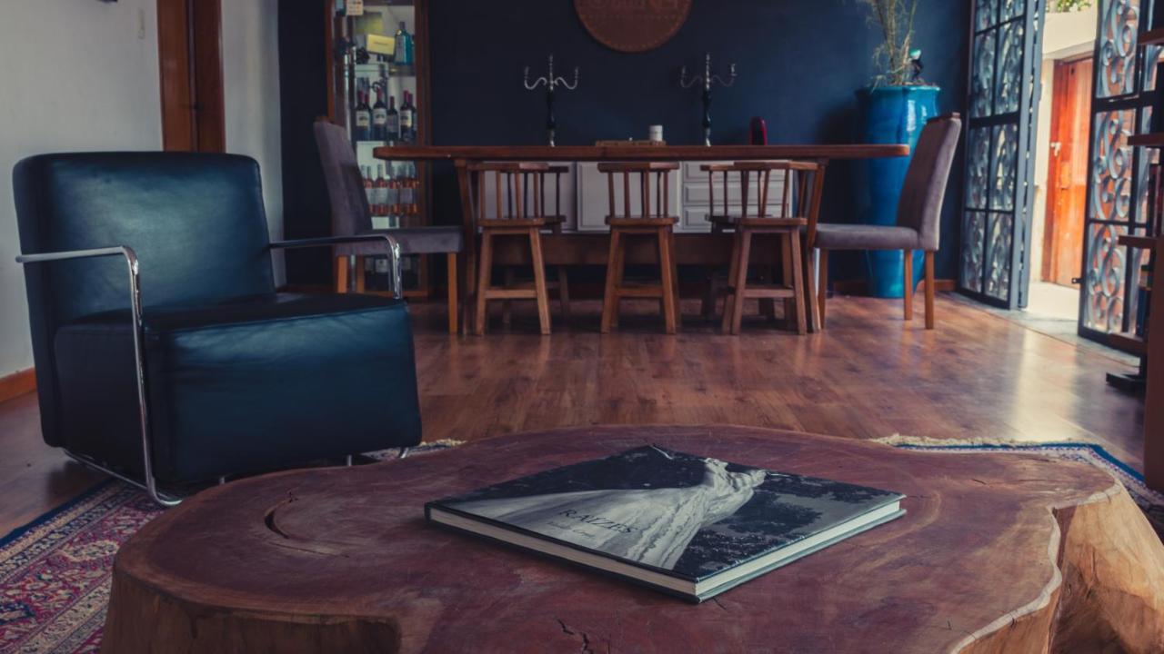 Acomodação com café da manhã  Urbanature Filme & Arte - Comfort Brooklin São Paulo