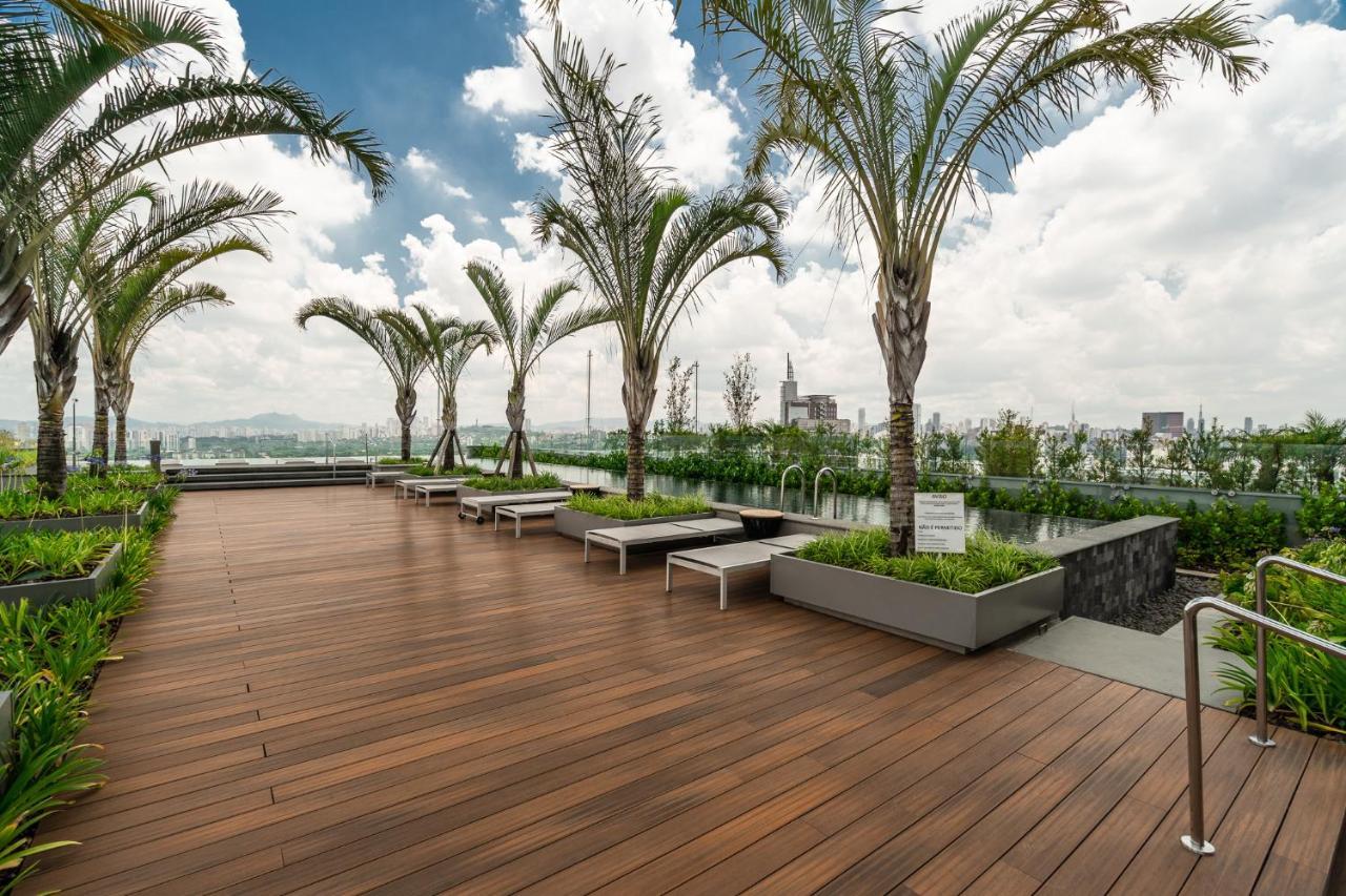 Apartment River One 2303 - Luxury
