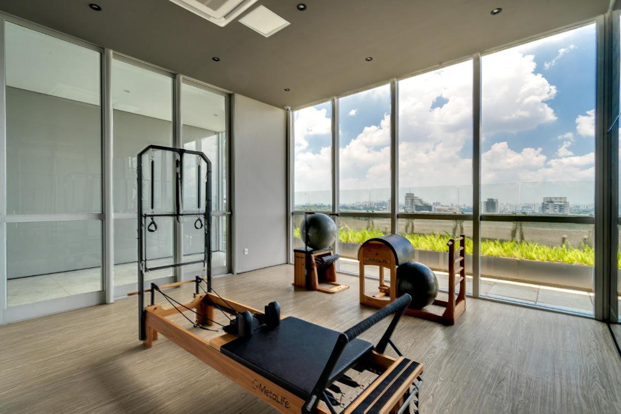 River One 2303 - Luxury Apartment