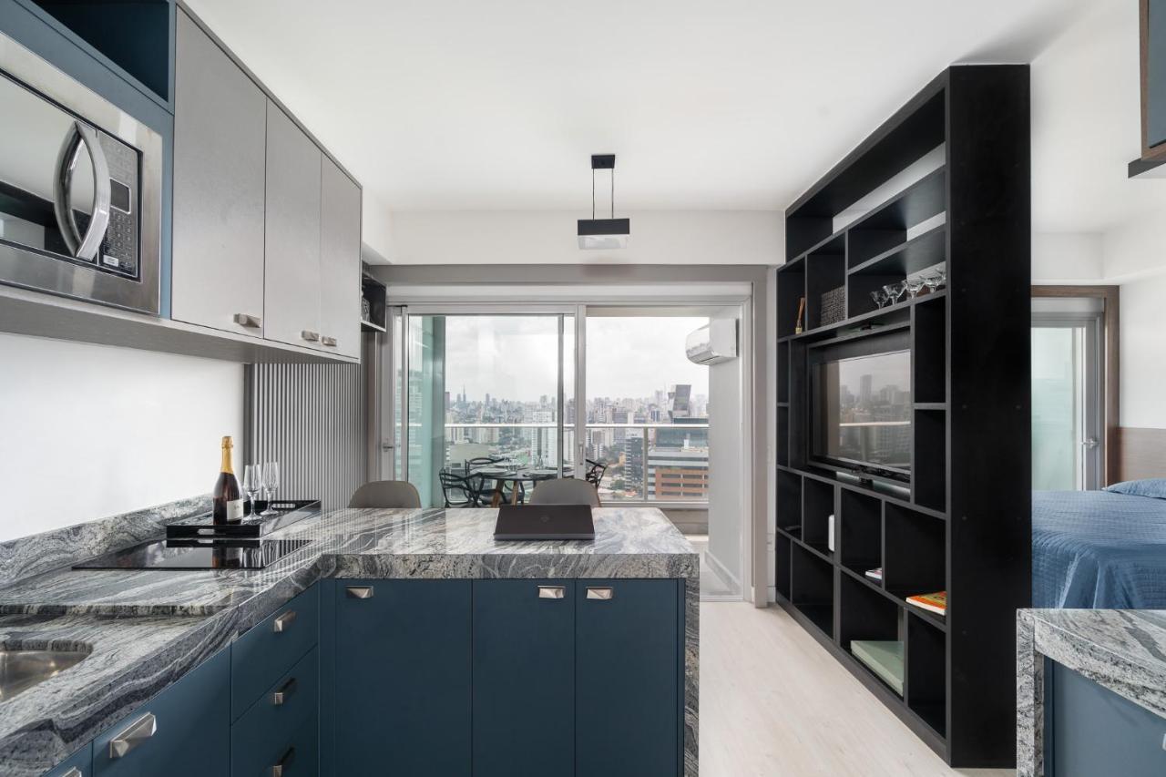 River One 2303 - Luxury Apartment *