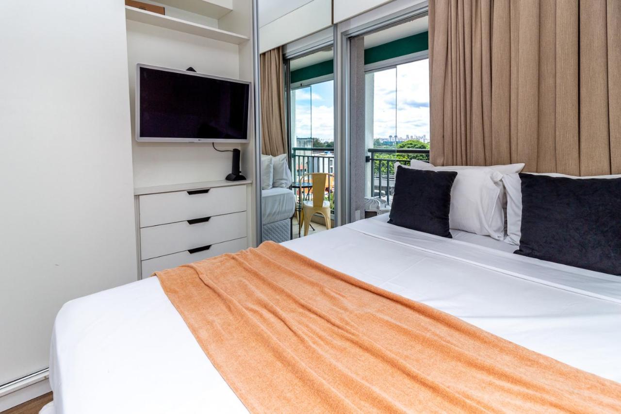 360 Expo Center Apartment
