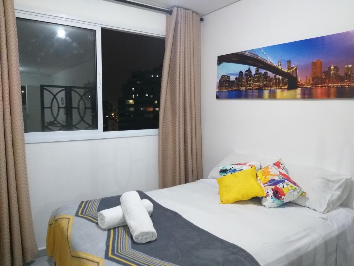 No Centro De Apartment