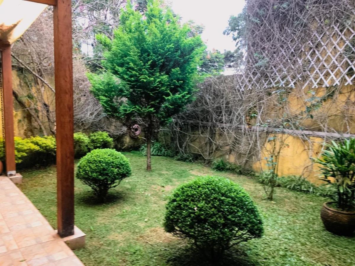 Espaco Gourmet E Home-office Na Granja Casa de férias