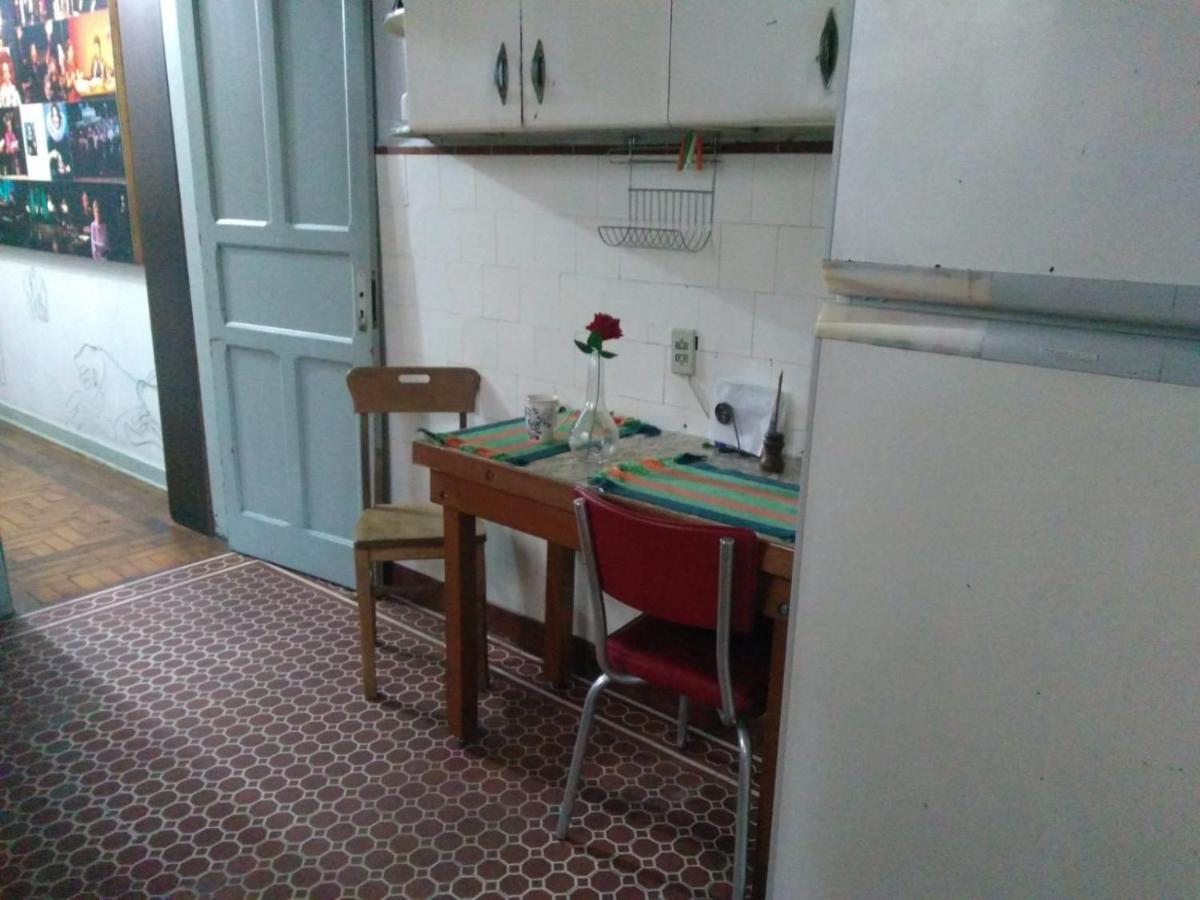 Quarto Em Casa Atelie Com Sol No Quintal * Sao Paulo
