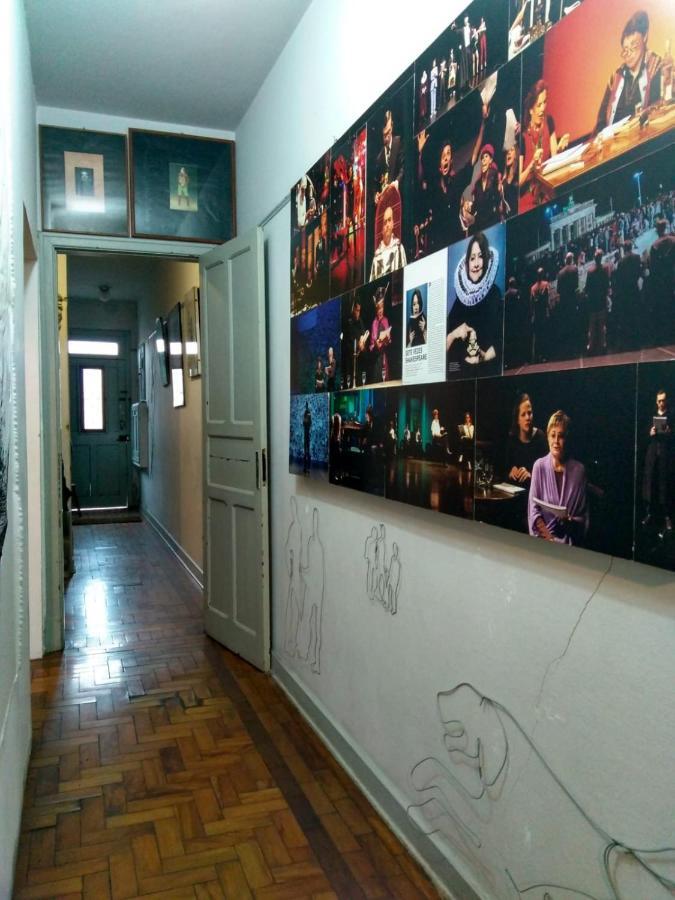 Quarto Em Casa Atelie Com Sol No Quintal Homestay *