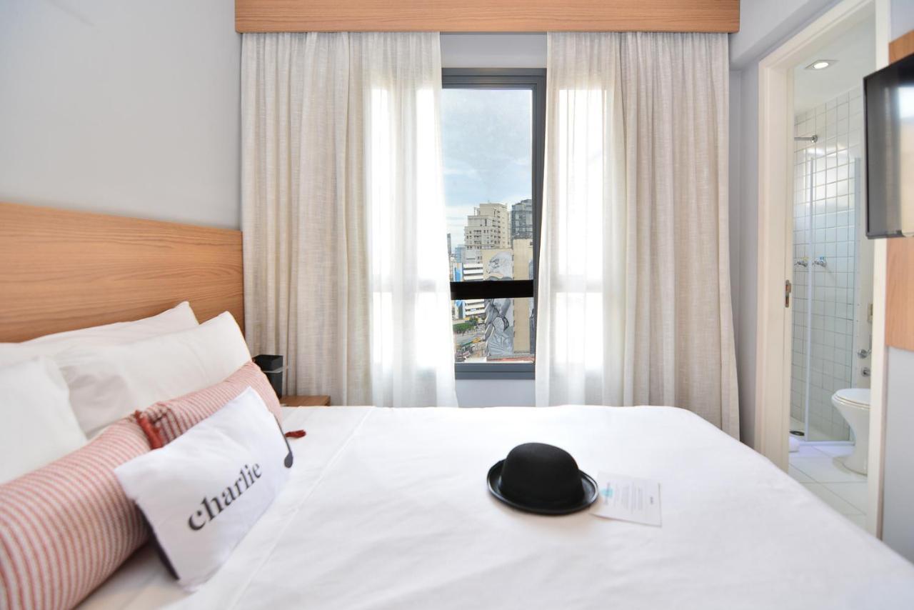 Charlie Faria Lima Apartment *