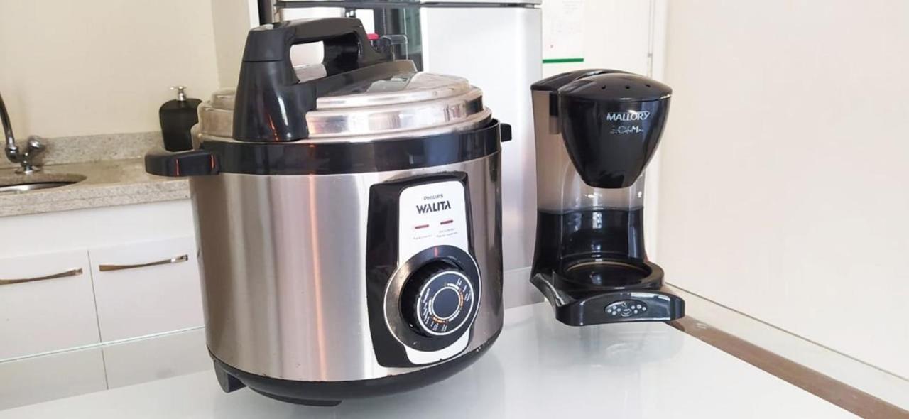 Apartamento Flat Em Moema Na Avenida Ibirapuera Com Cozinha, Estacionamento, Piscina E Servicos