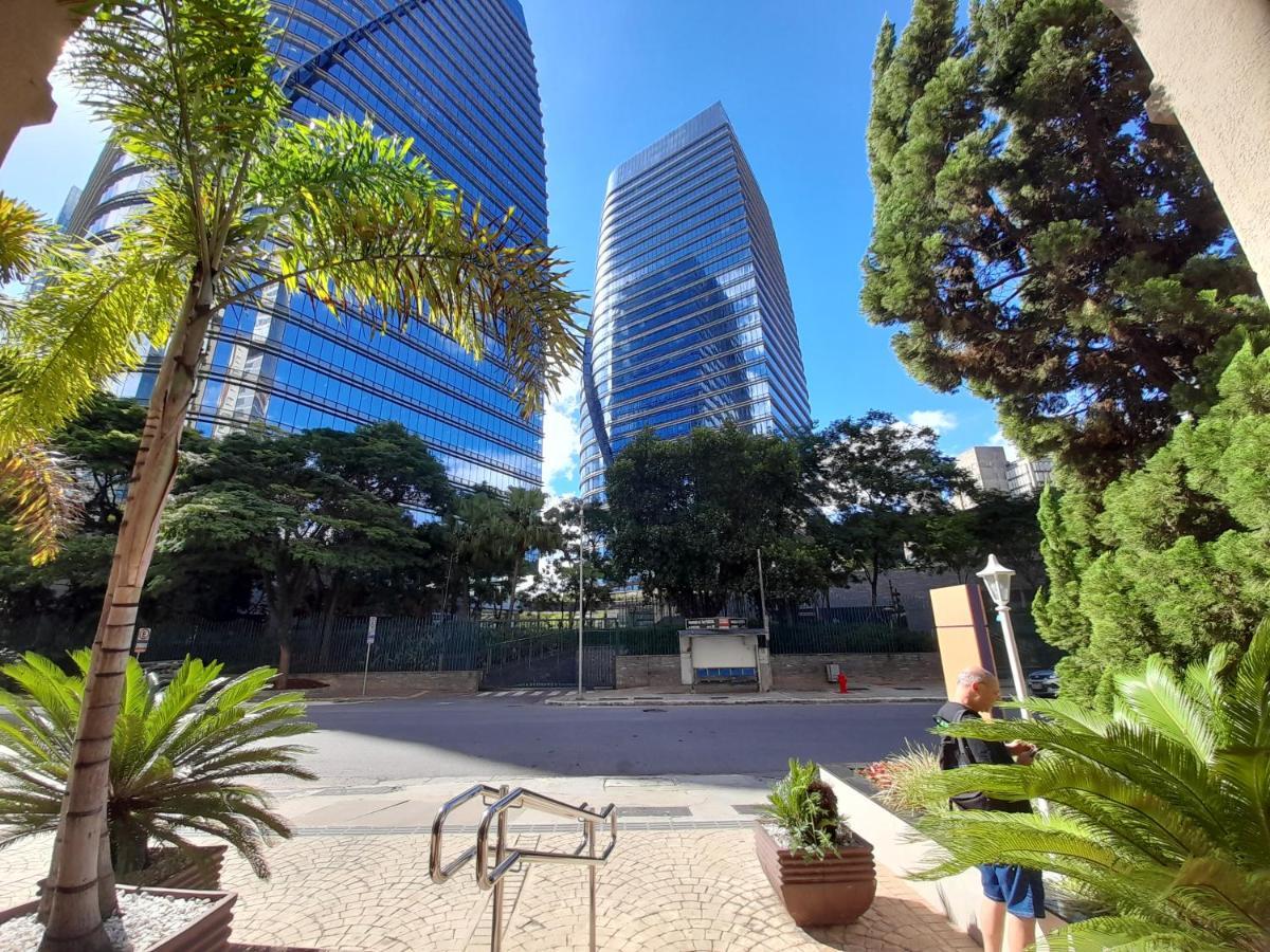 Excelente Flat Junto Aos Shoppings Jk E Olimpia