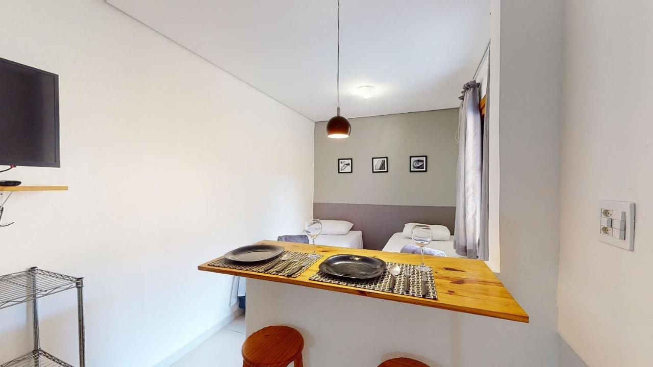 Studio 6 Pinheiros By Oba * Sao Paulo