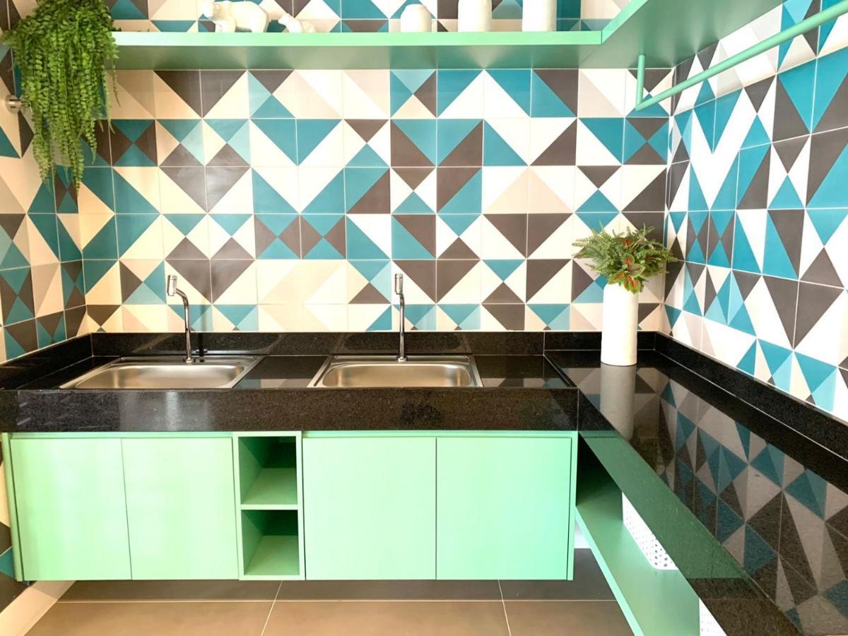 212 - Modern Loft In - Perfect For Short & Long Apartment *