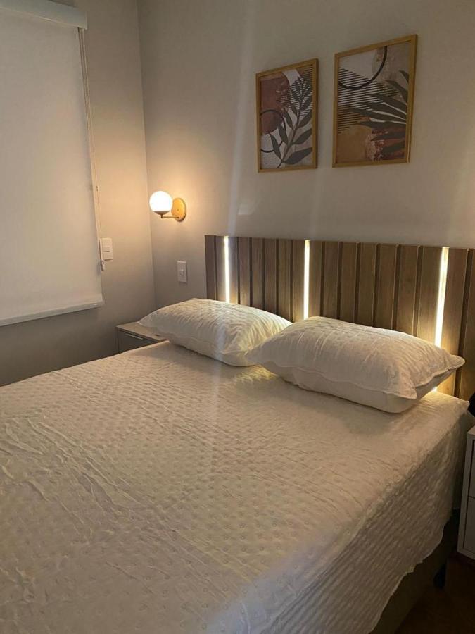 Em Moema - Indianopolis Apartamento *