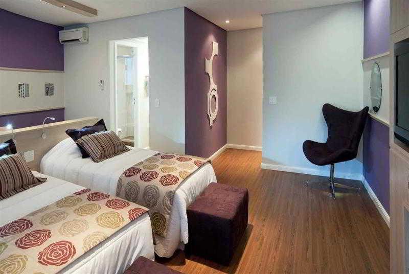 Hotel Mercure Pamplona 4*