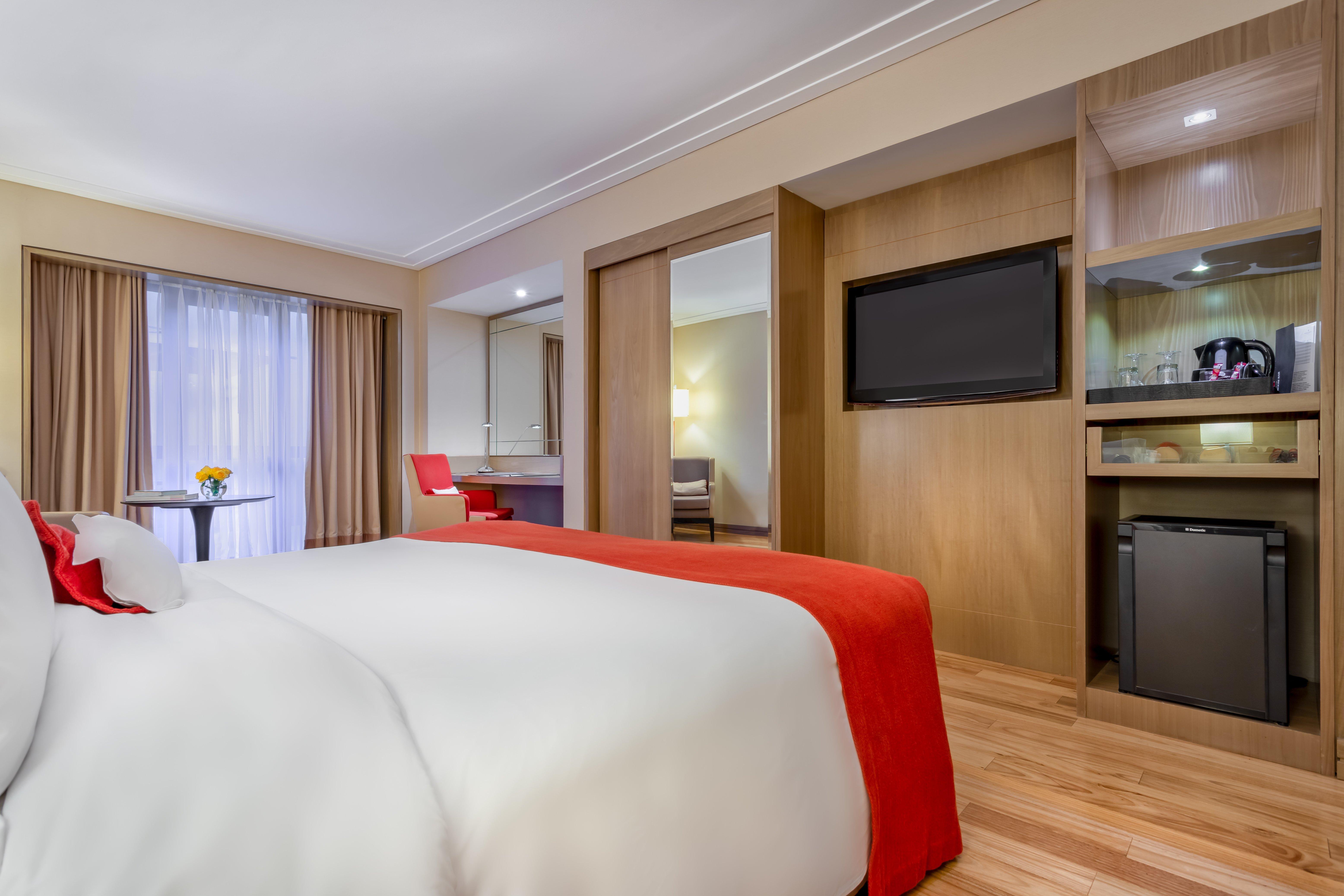 Intercontinental By Ihg Hotel