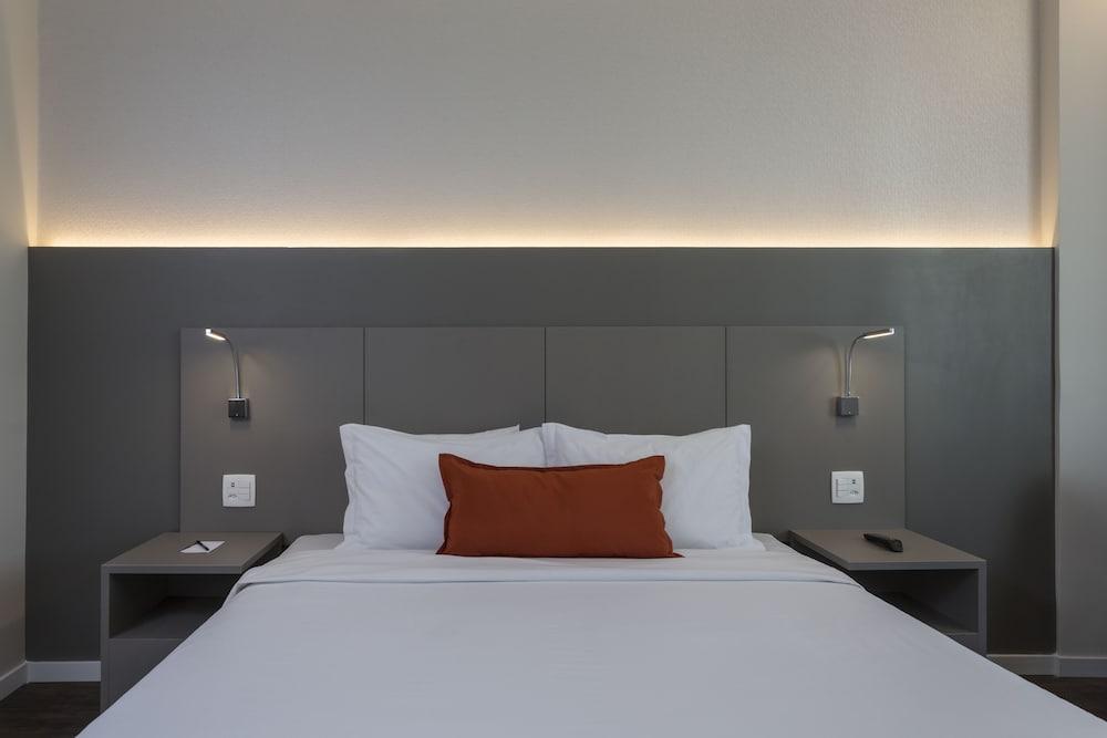Intercity Ibirapuera Hotel 4*