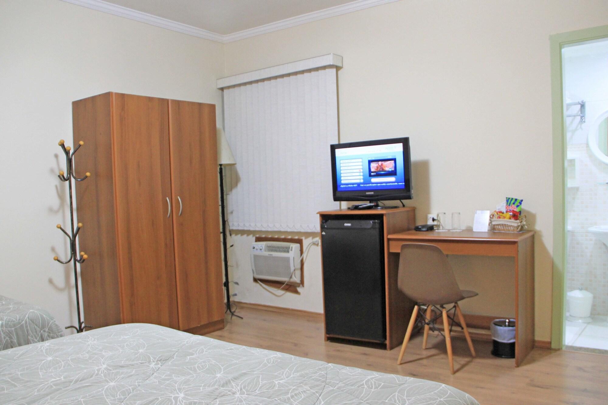 Hotel Valparaíso - Metrô Paraíso e 800m da Av Paulista Pensão 2*