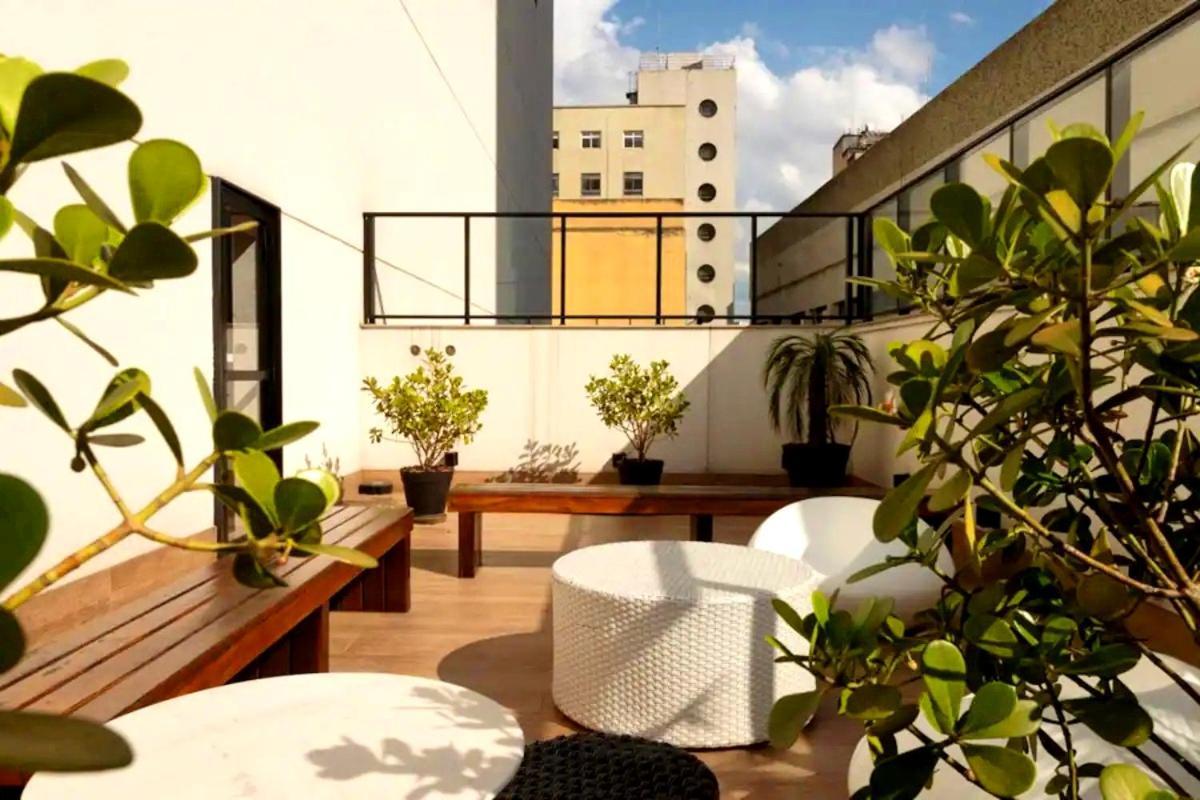 Apartamento - Metro Republica94 *