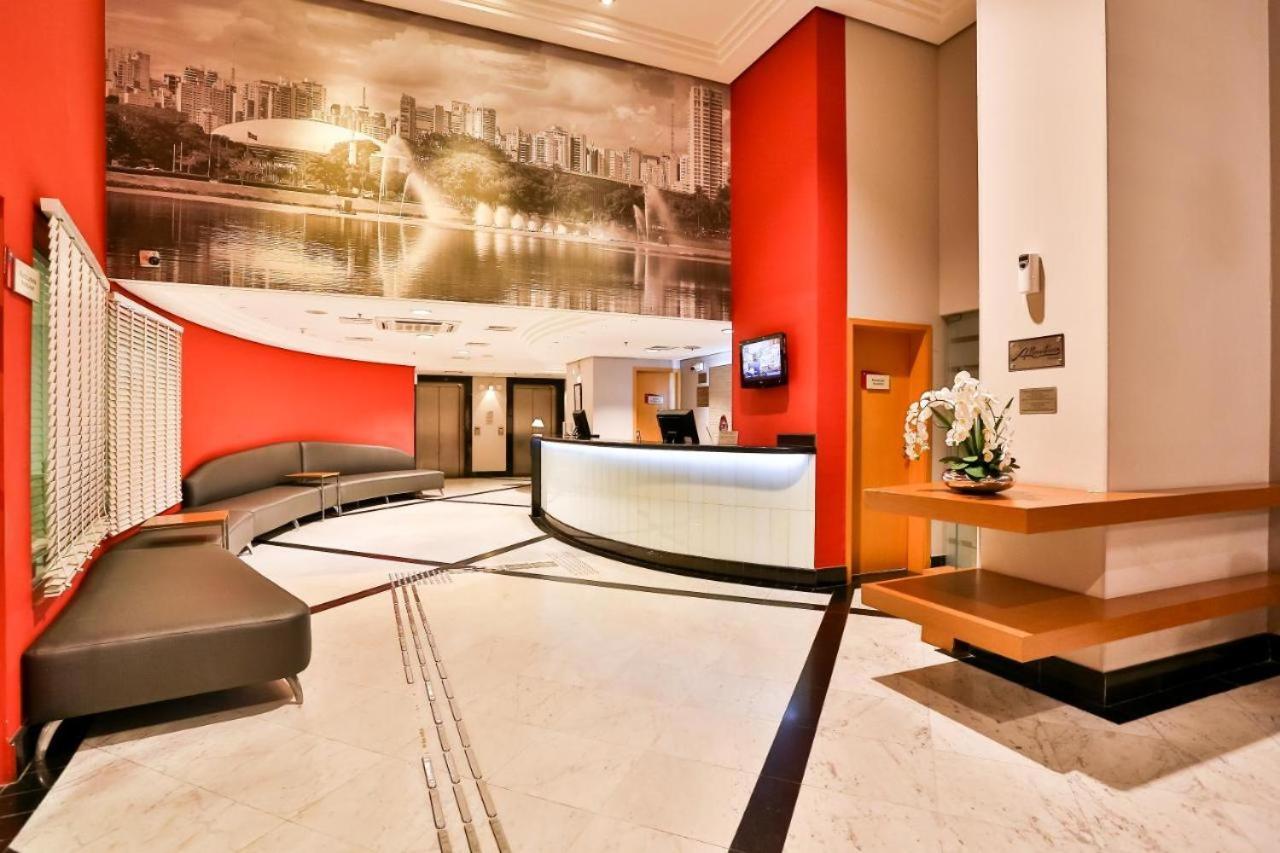Hotel Flat Em Frente Ao Metro Moema São Paulo