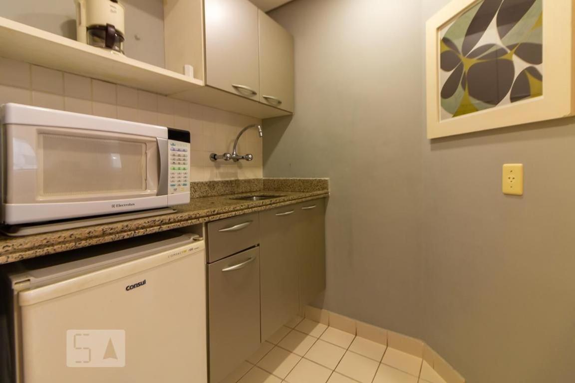 Flat Em Moema * São Paulo