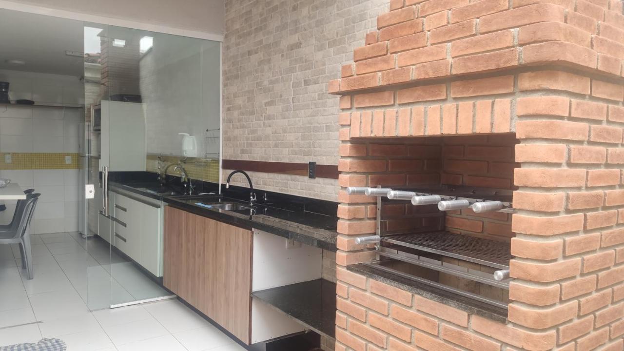 House For 12 People Near Aeroport Pousada São Paulo