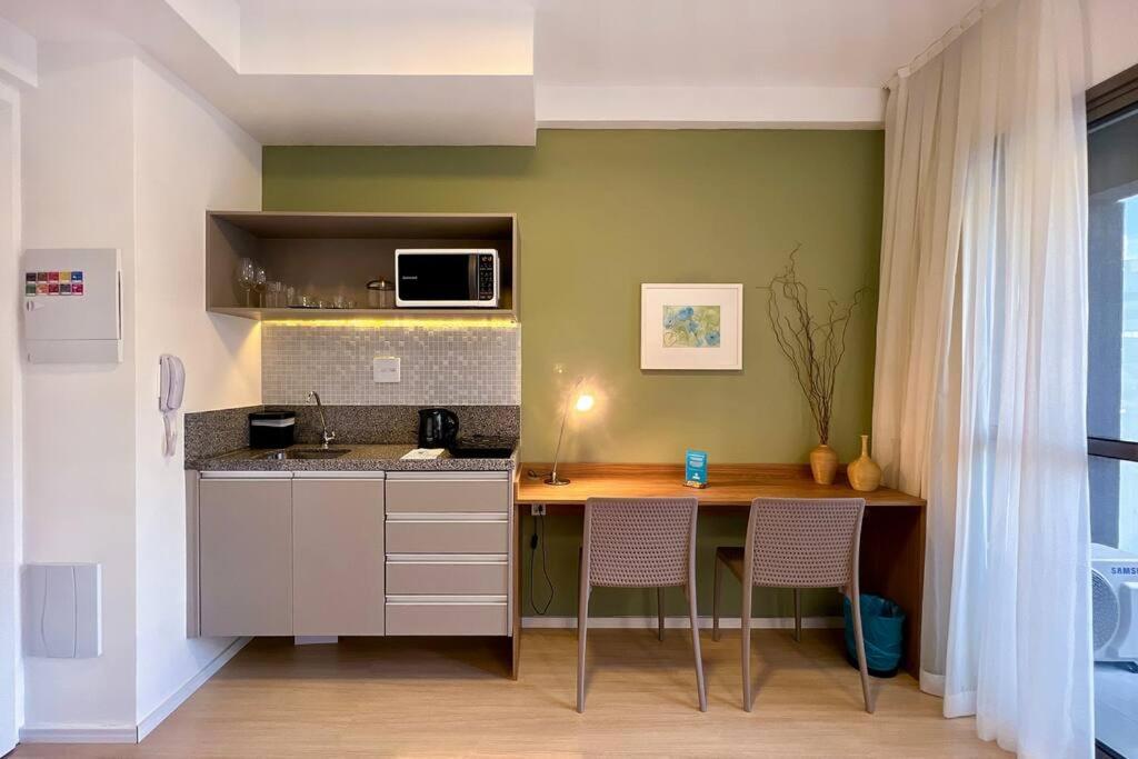 Flat Novo, Com Localizacao Privilegiada. Sao Paulo